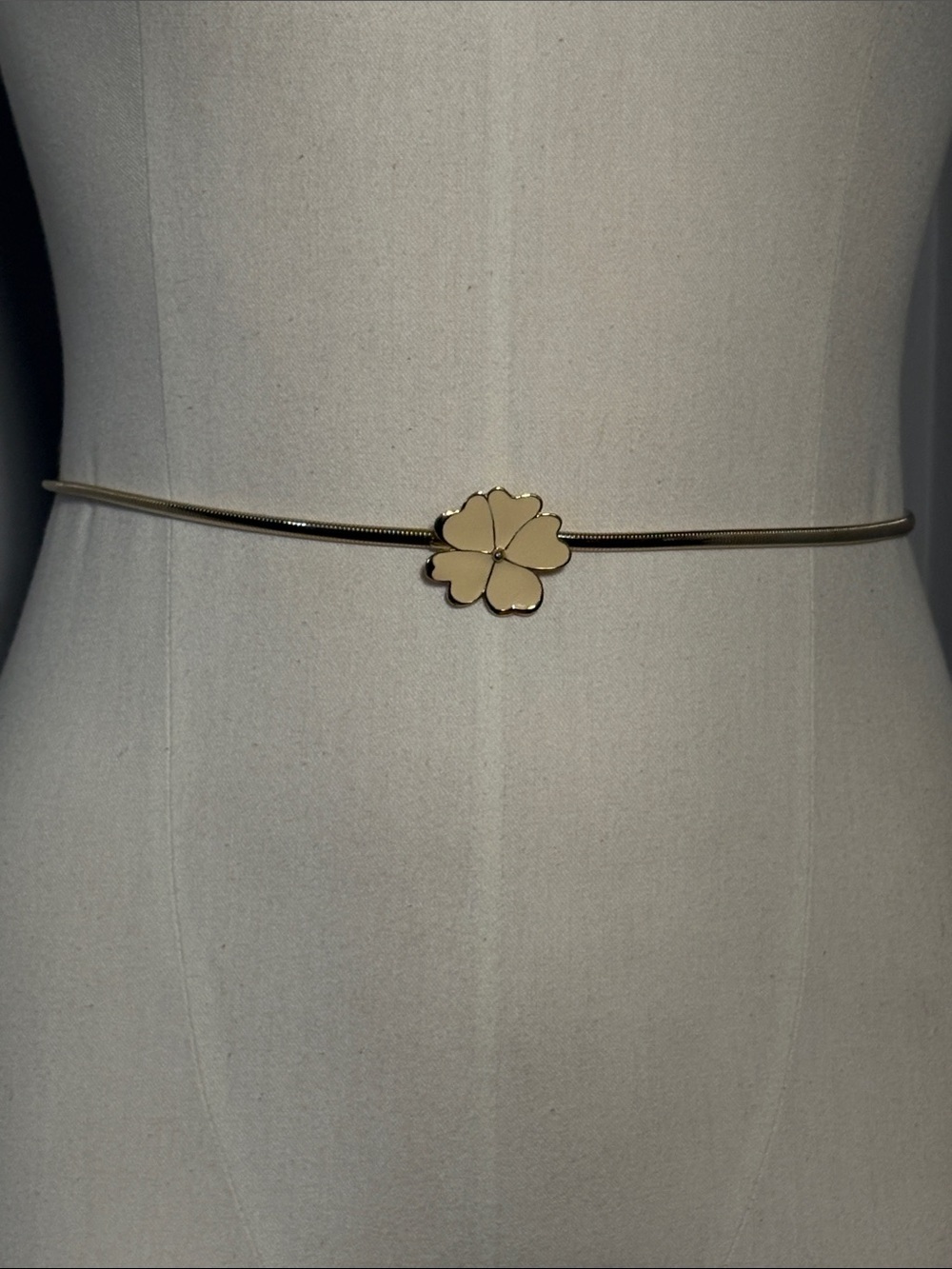 Sarah Coventry Gold Slim Waist Belt with Cream Clover Accent